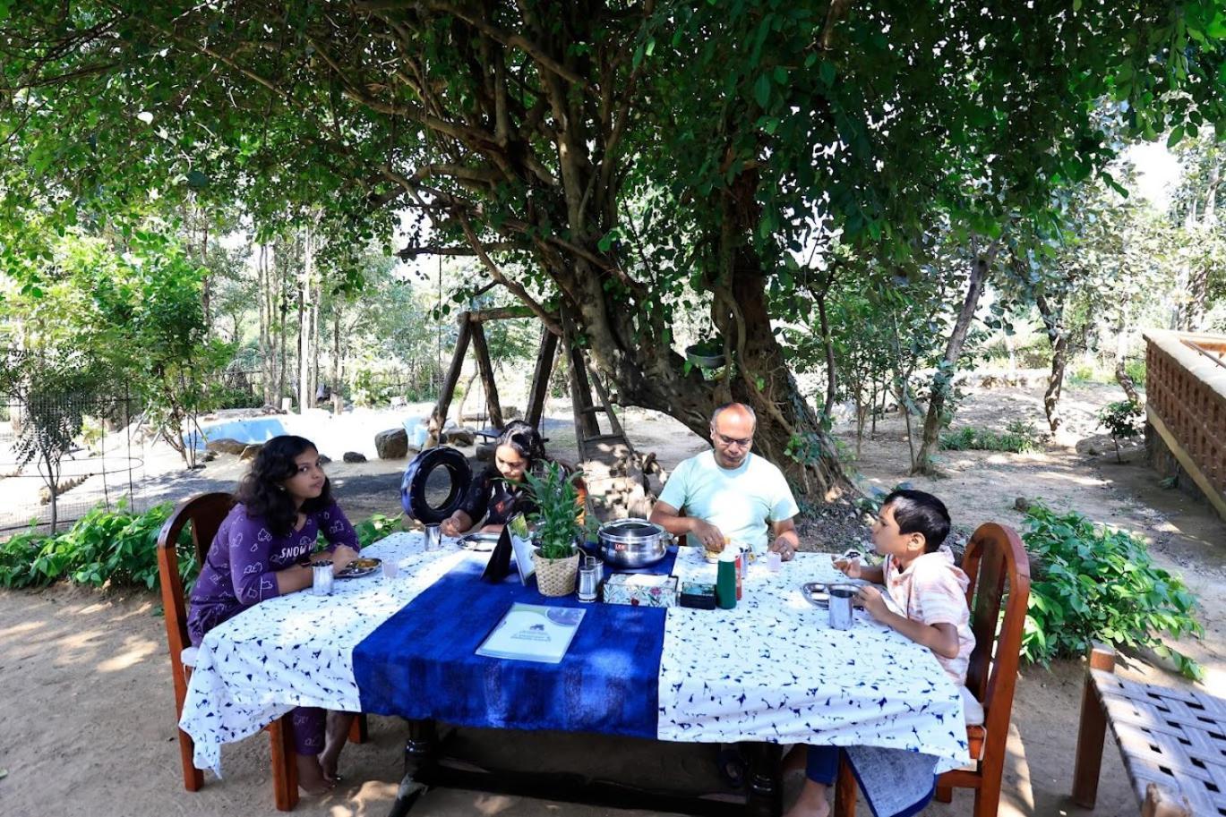 Surwahi Social Ecoestate Kānha Extérieur photo